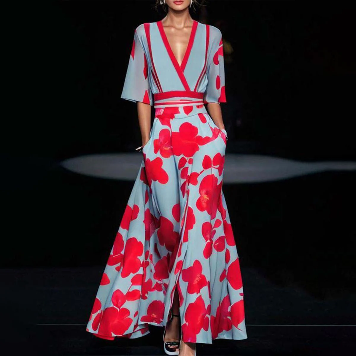 Amara | Classic Floral Robe
