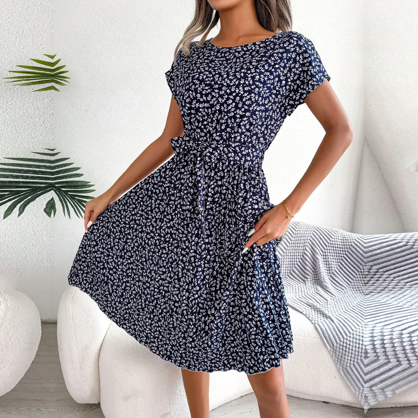 Liana™ | Robe Midi Flatteuse
