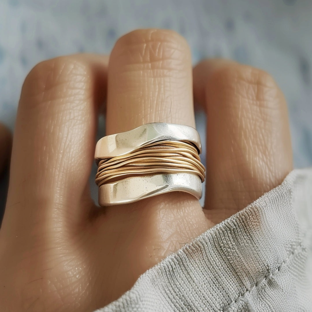 Runa | Sølv Guldtrådar Ring